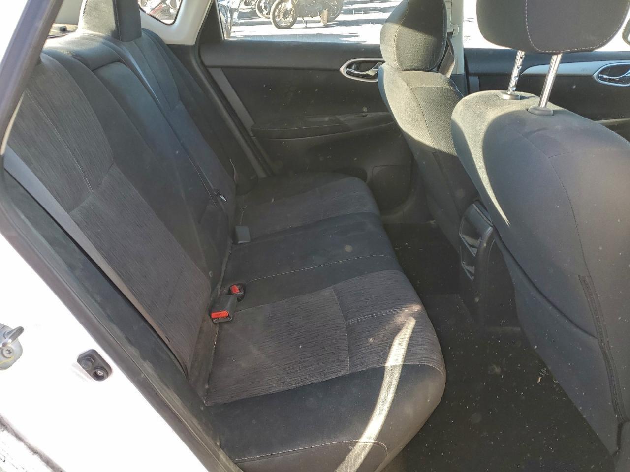 2015 NISSAN SENTRA