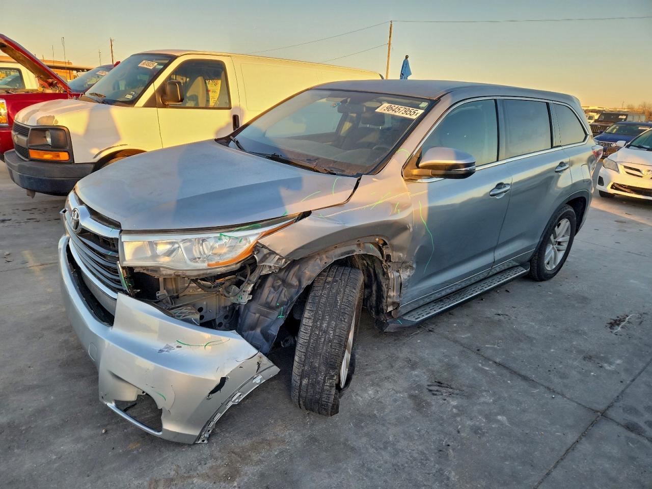 2016 TOYOTA HIGHLANDER
