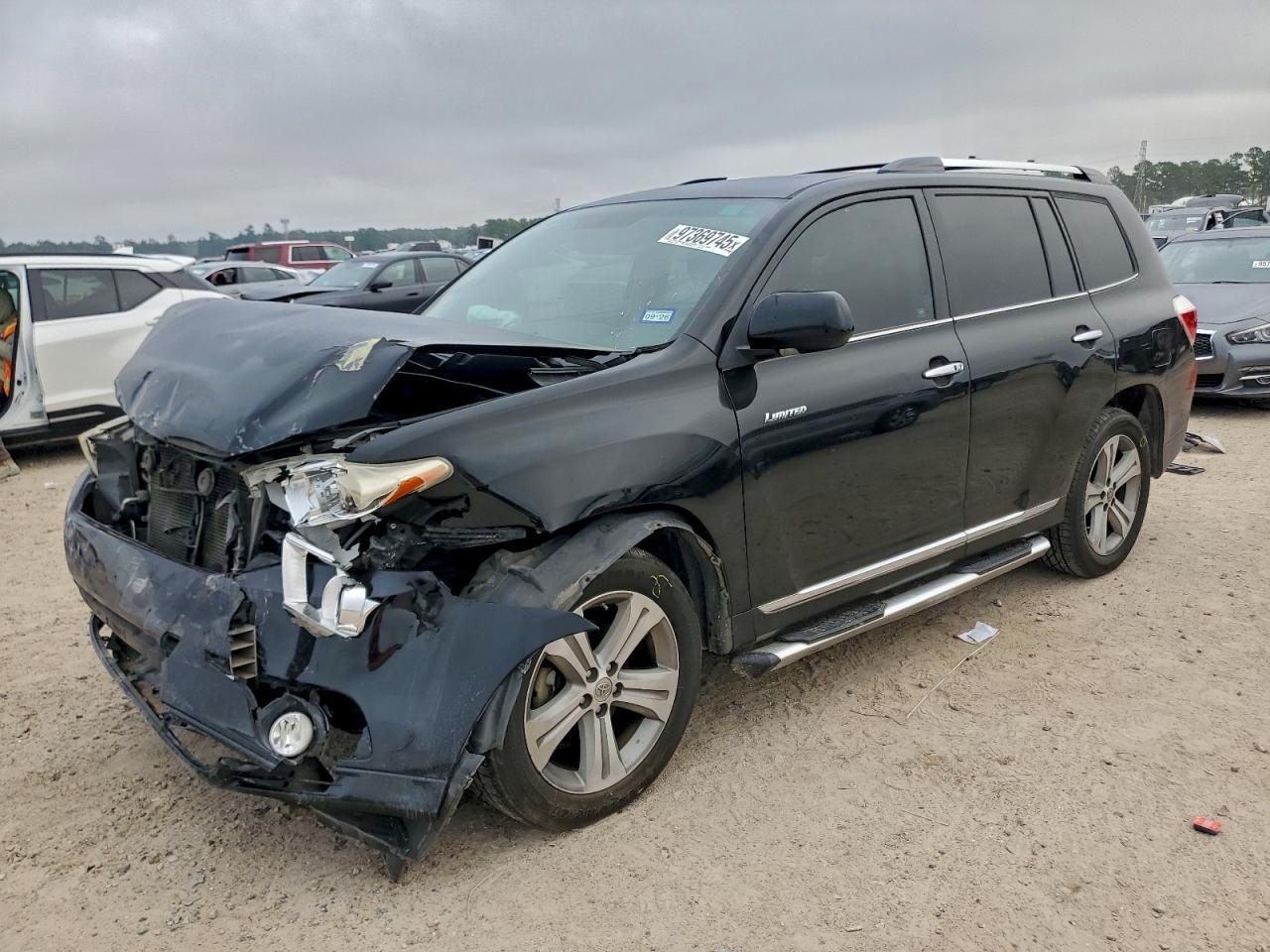 2013 TOYOTA HIGHLANDER