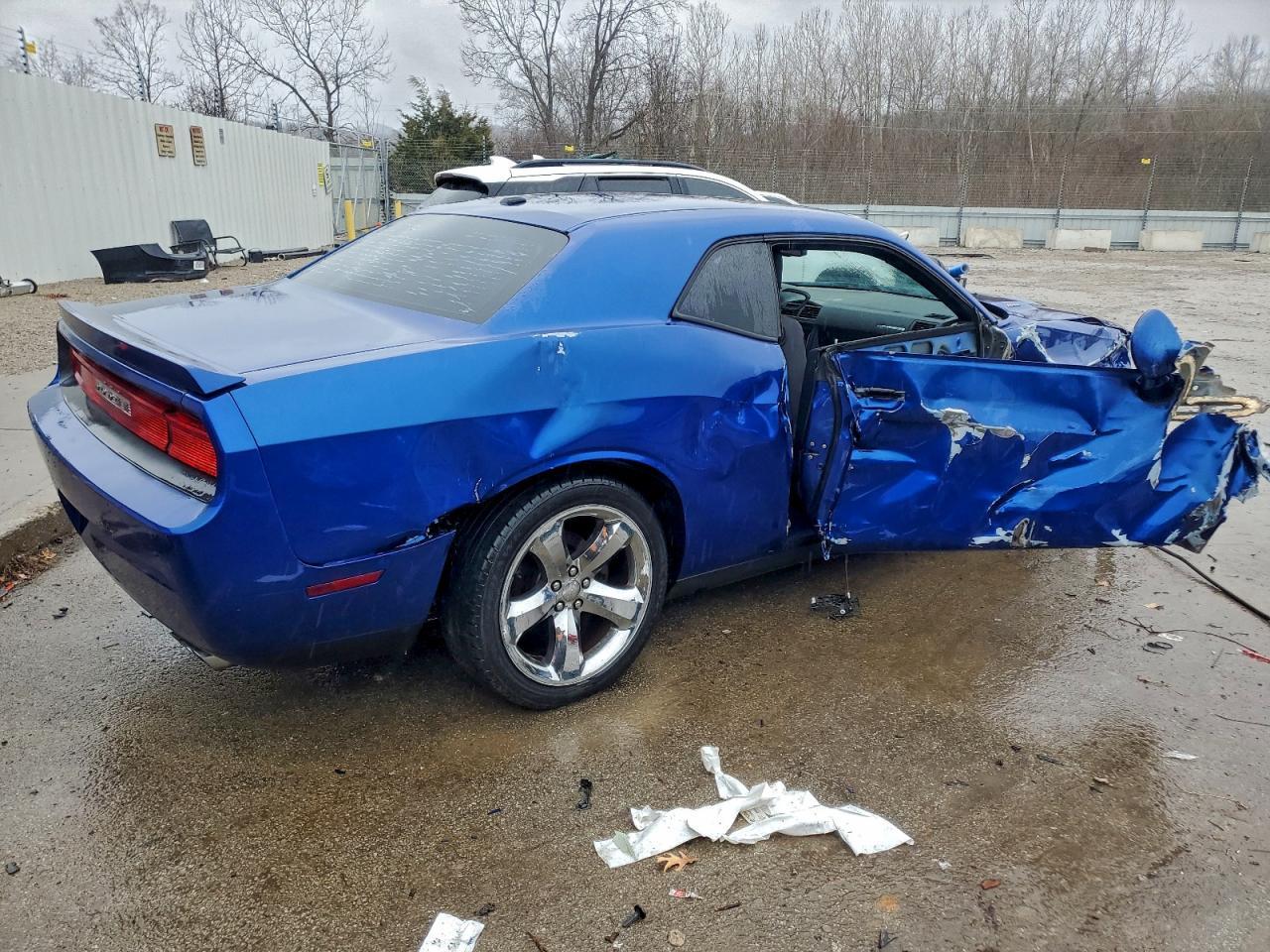 2012 DODGE Challenger