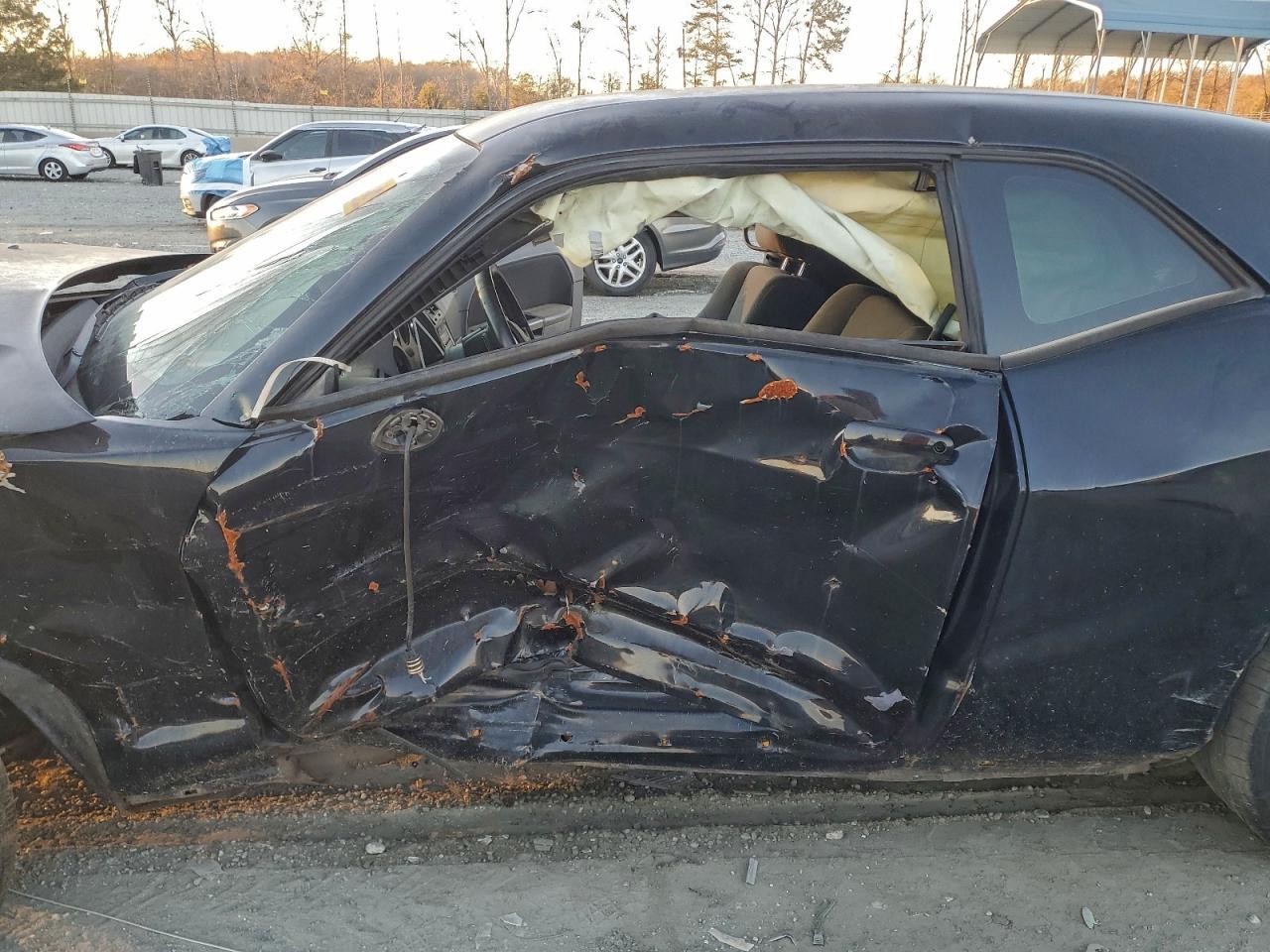 2012 DODGE Challenger