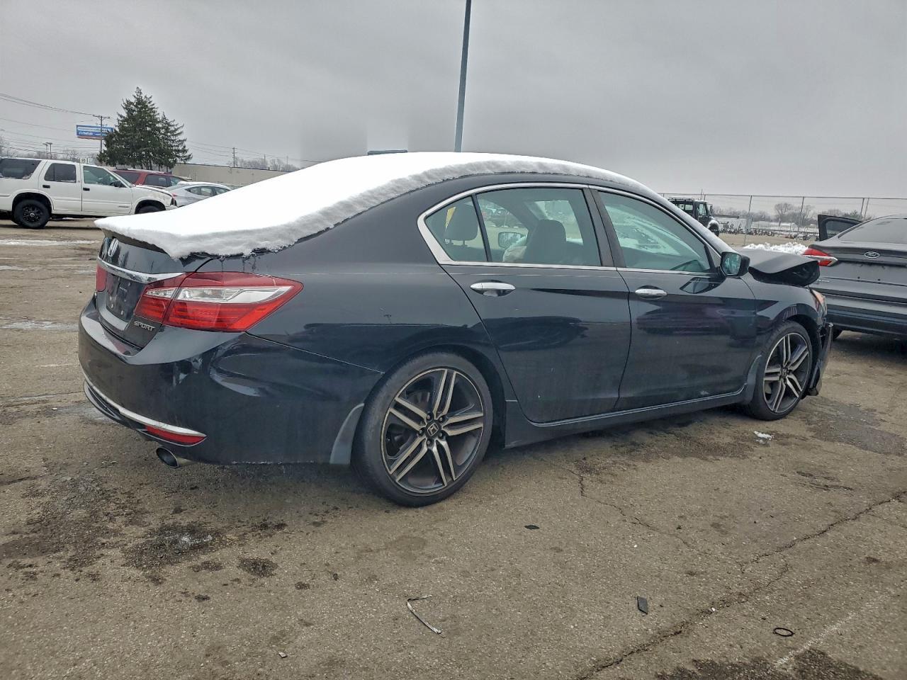 2016 HONDA ACCORD