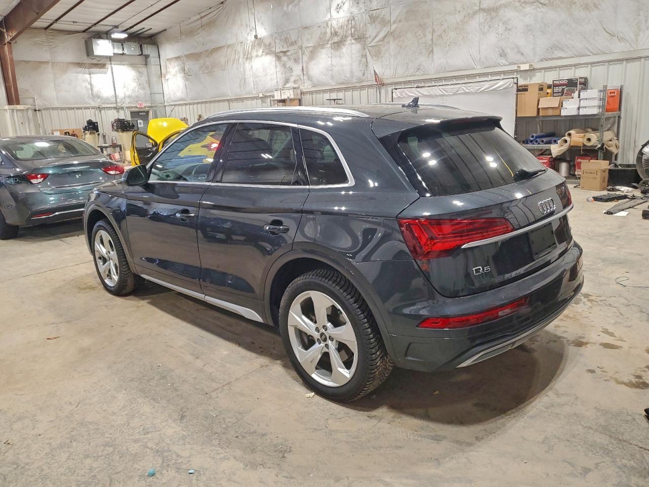 2021 AUDI Q5