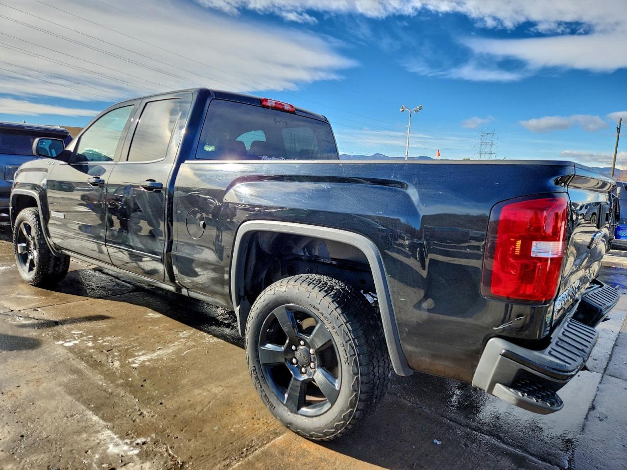 2016 GMC Sierra