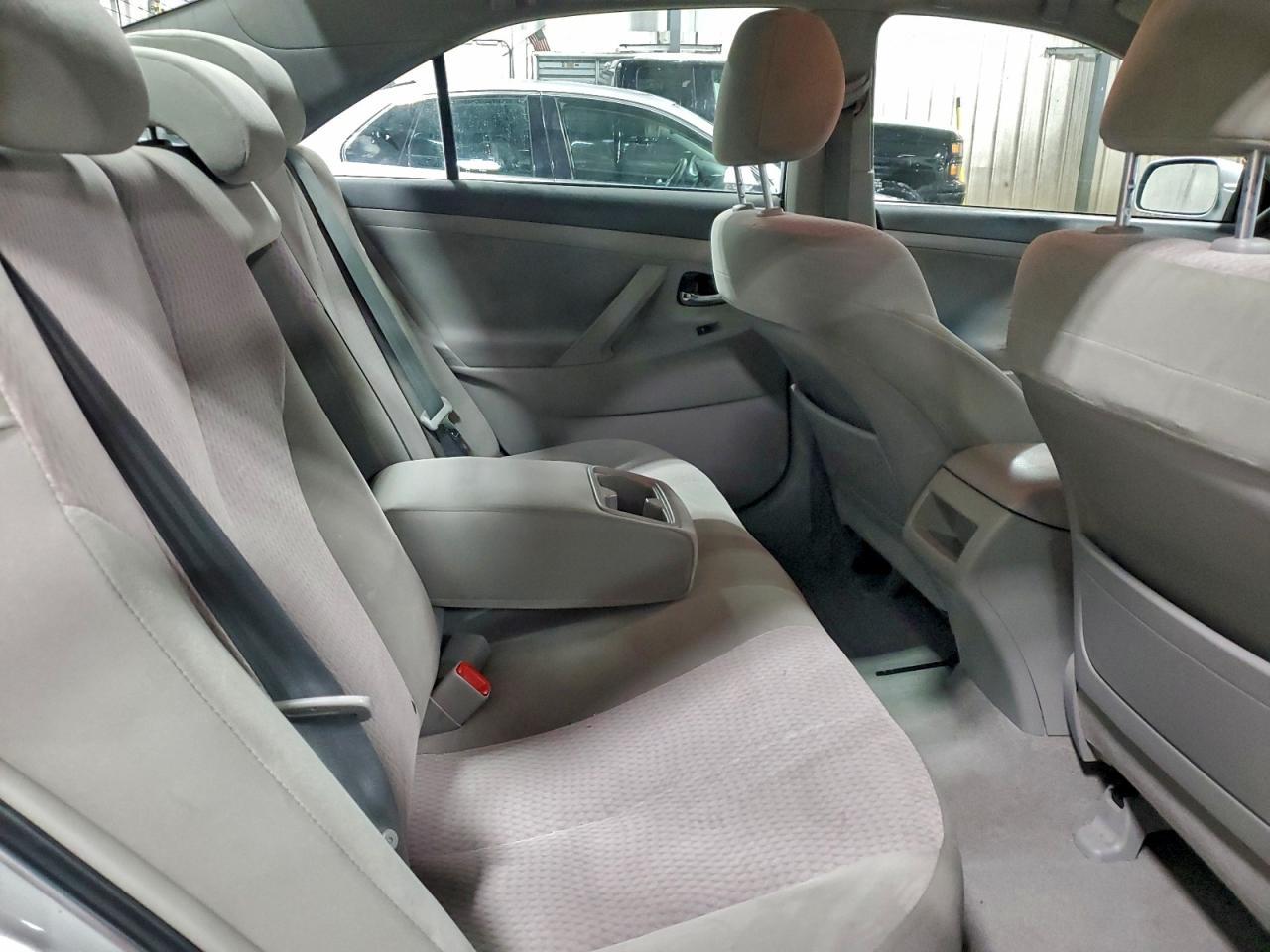 2010 TOYOTA CAMRY