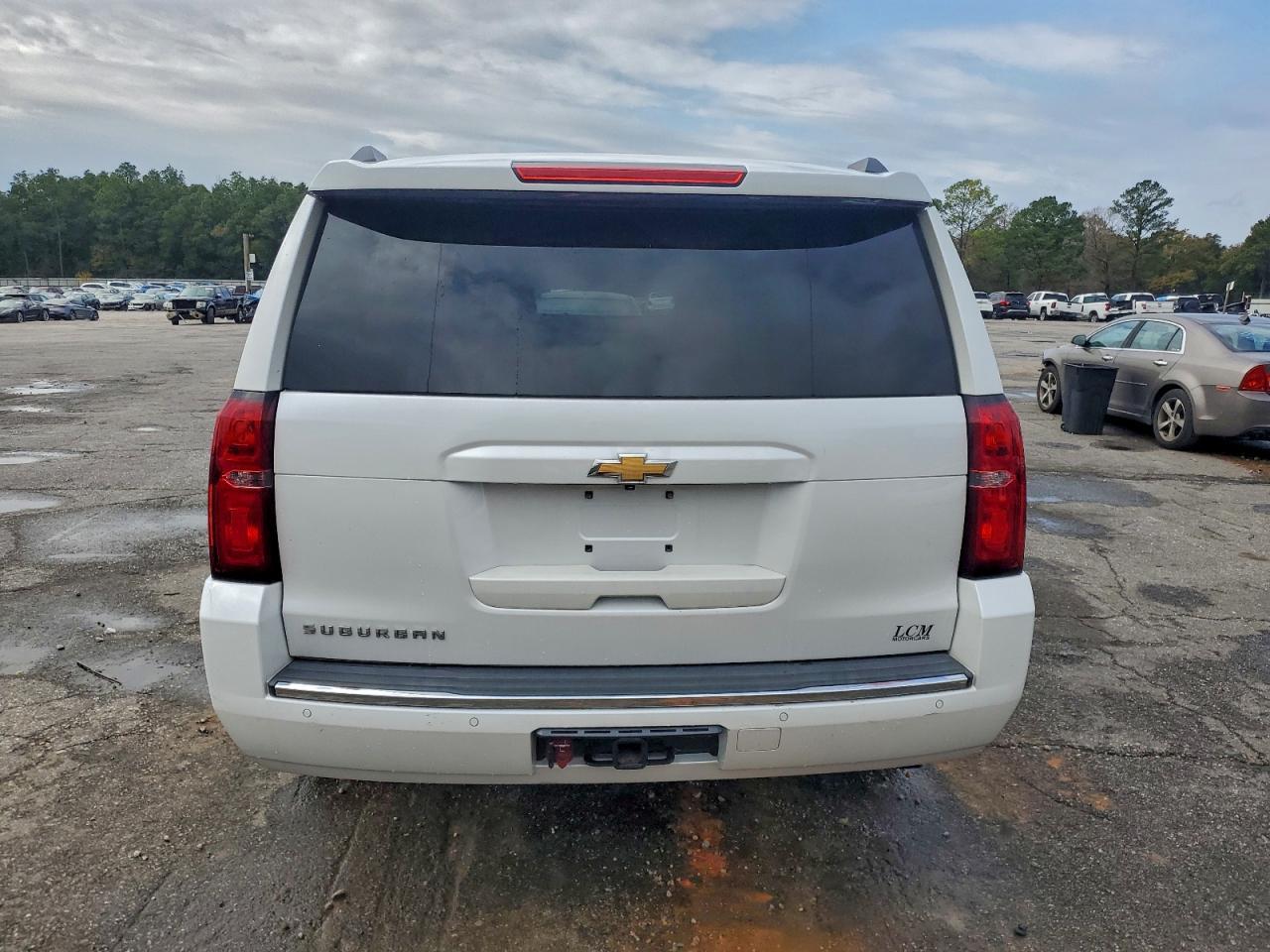 2016 CHEVROLET Suburban
