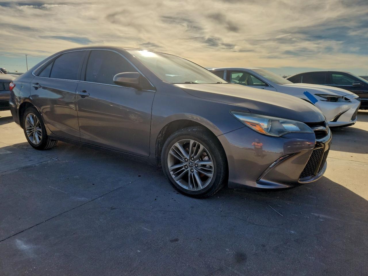 2015 TOYOTA CAMRY