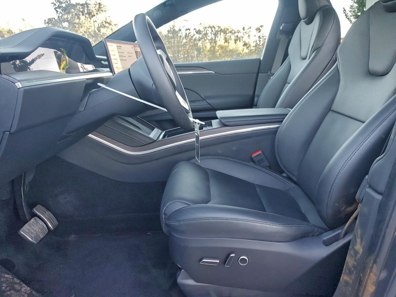 2024 TESLA MODEL X