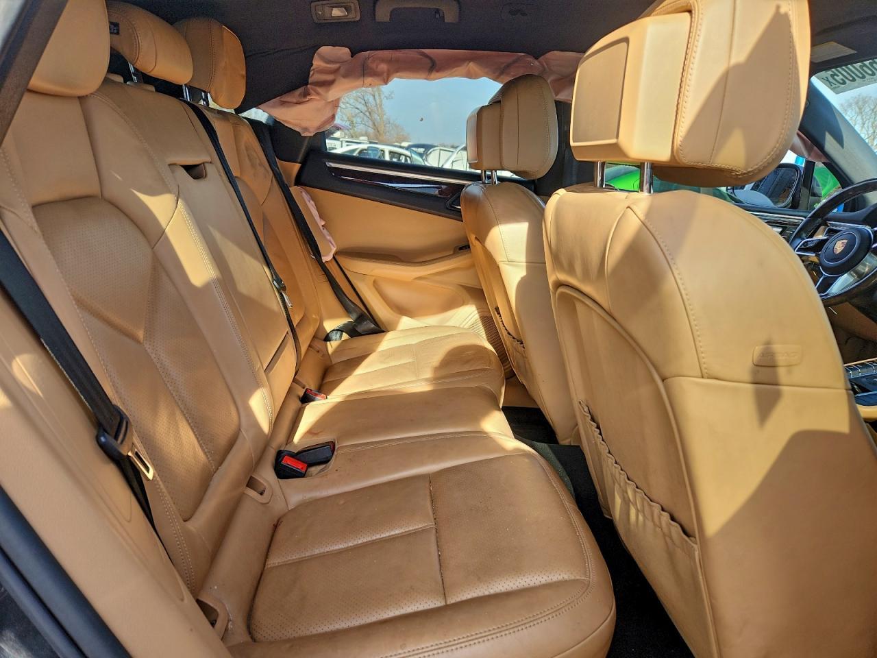 2017 PORSCHE Macan