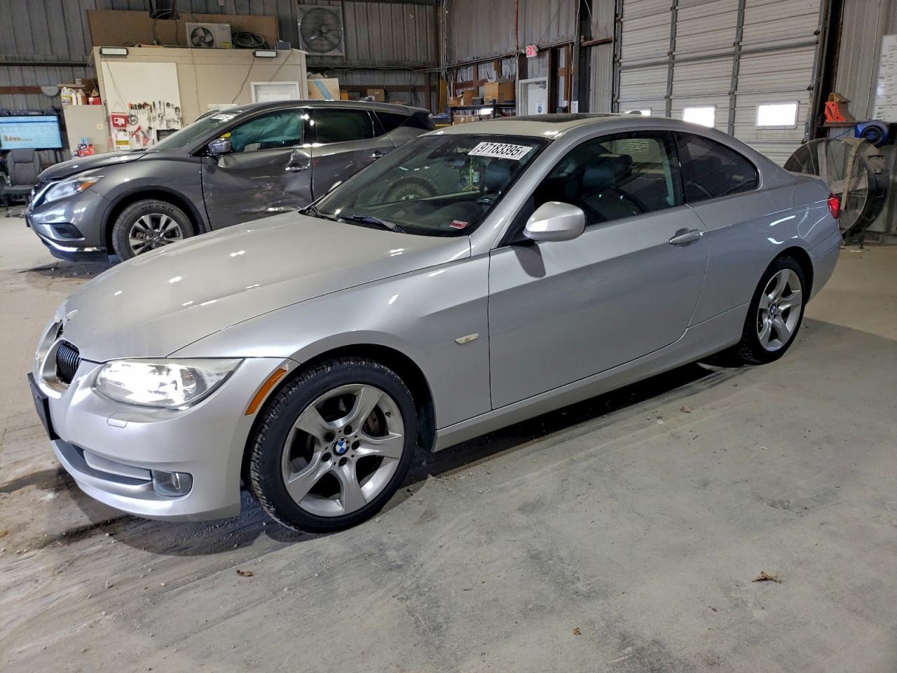2011 BMW 3 SERIES