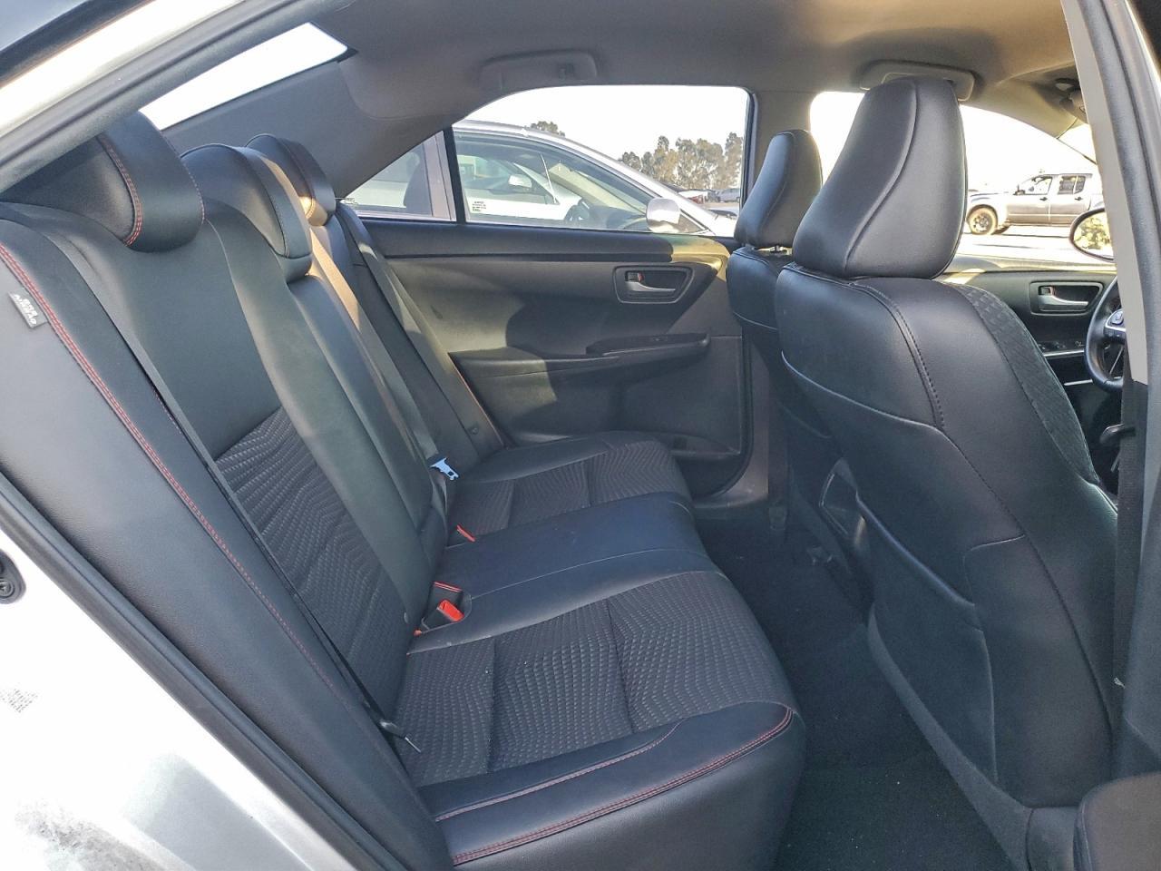 2015 TOYOTA CAMRY