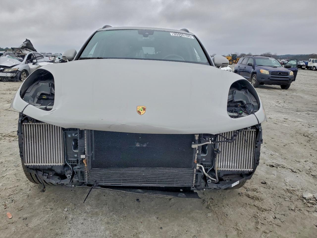 2024 PORSCHE Macan
