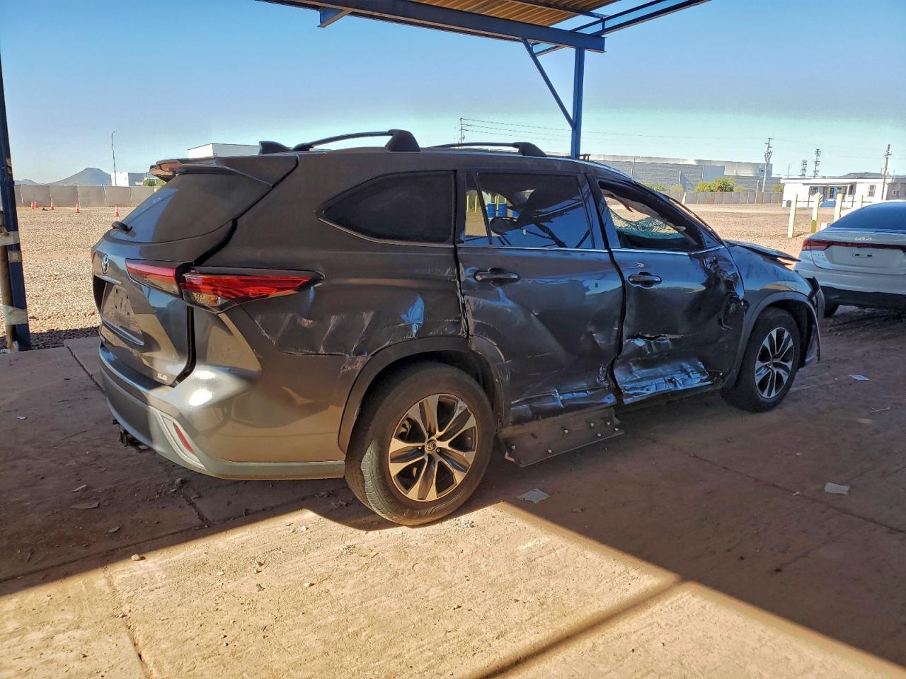 2020 TOYOTA HIGHLANDER