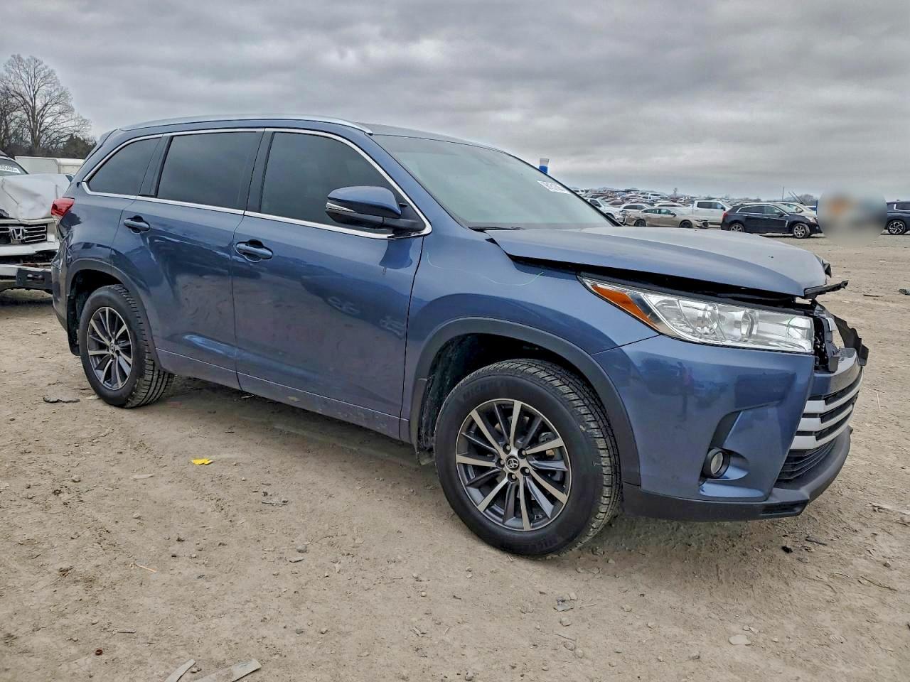 2018 TOYOTA HIGHLANDER