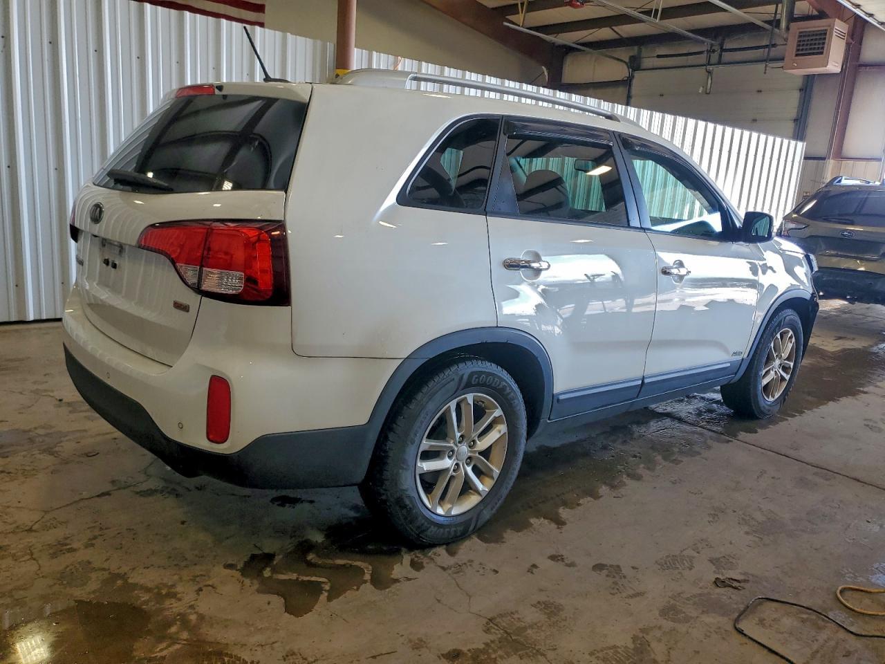 2015 KIA SORENTO
