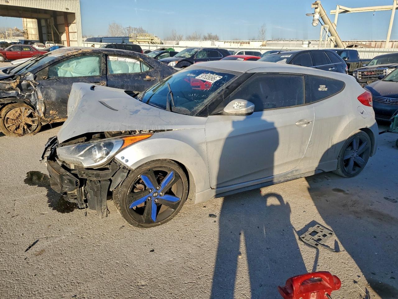 2013 HYUNDAI VELOSTER