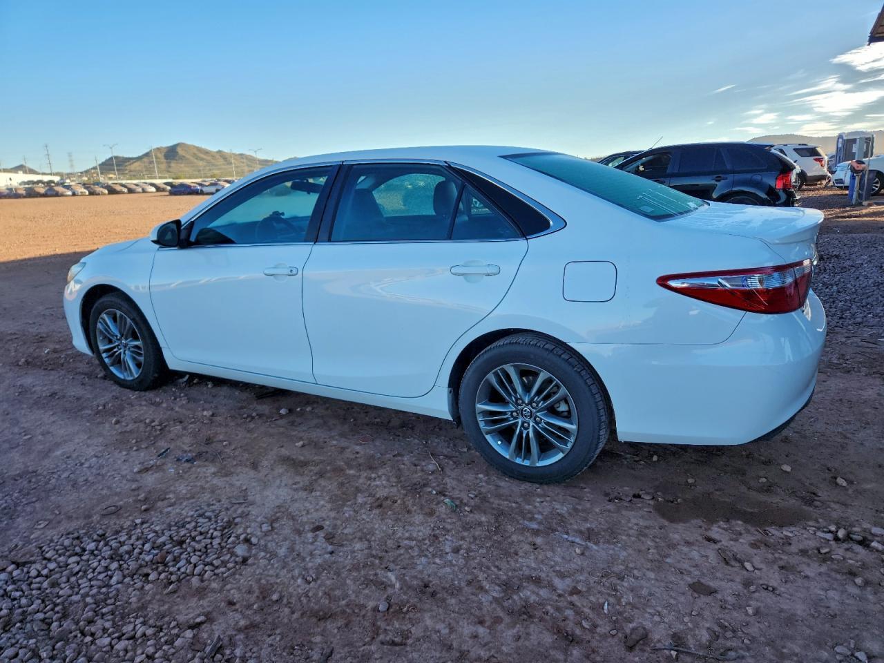 2017 TOYOTA CAMRY