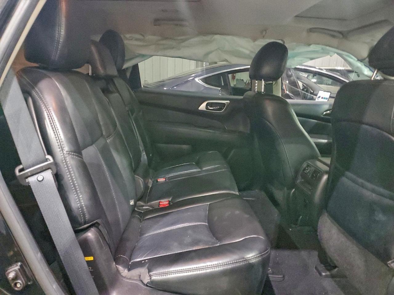 2016 NISSAN PATHFINDER