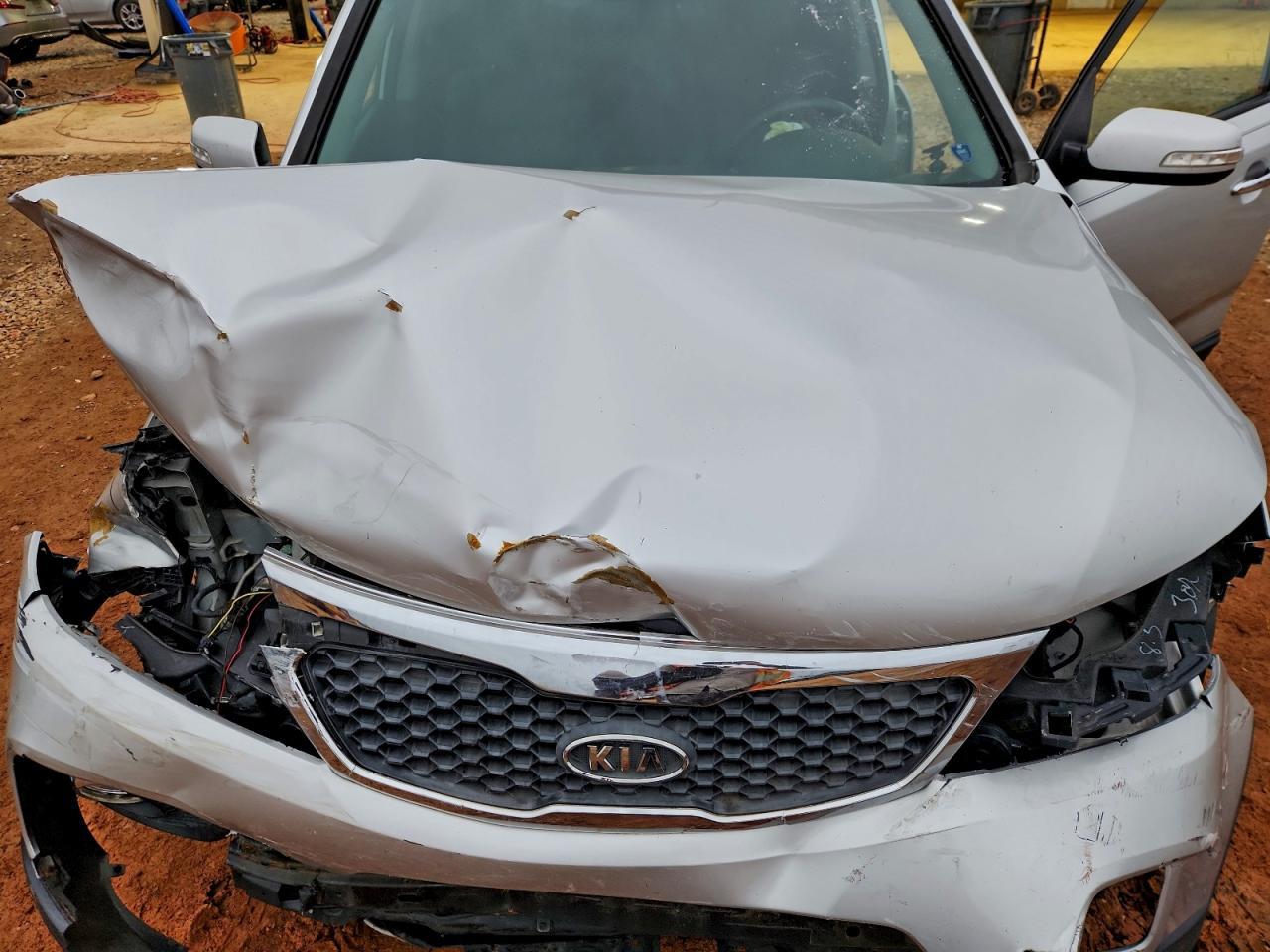 2011 KIA SORENTO