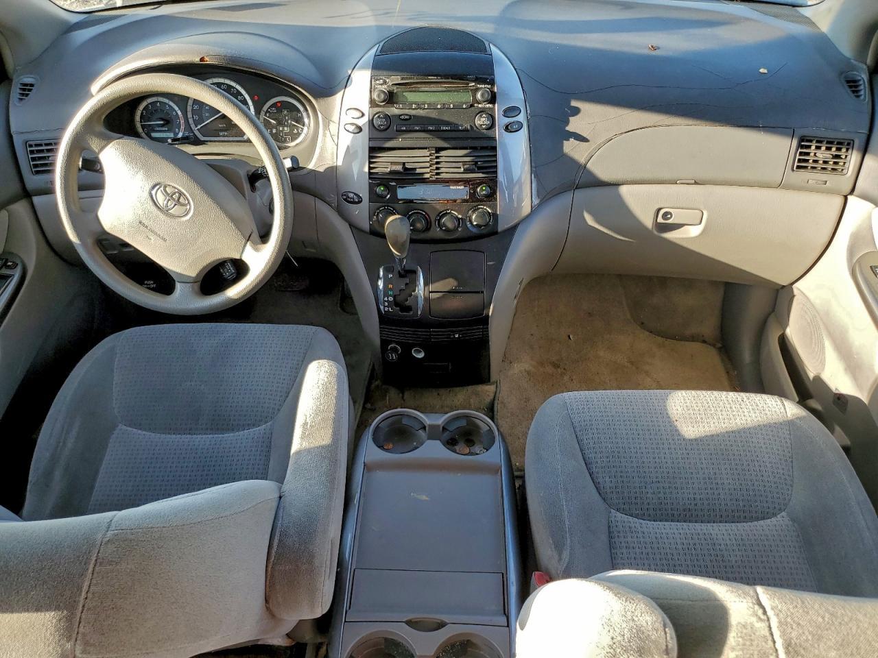 2007 TOYOTA SIENNA