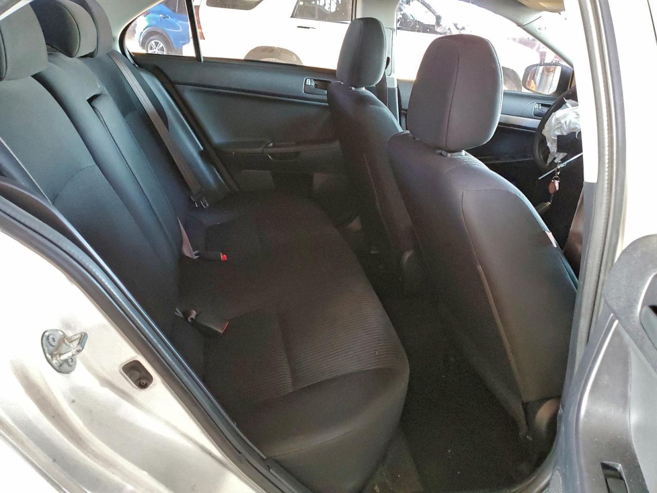 2015 MITSUBISHI LANCER