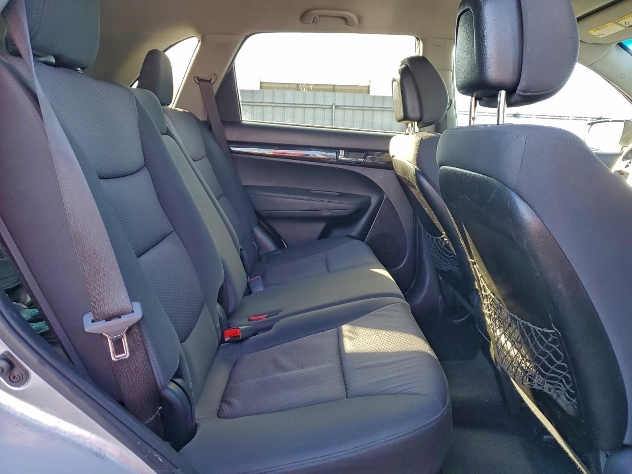 2012 KIA SORENTO