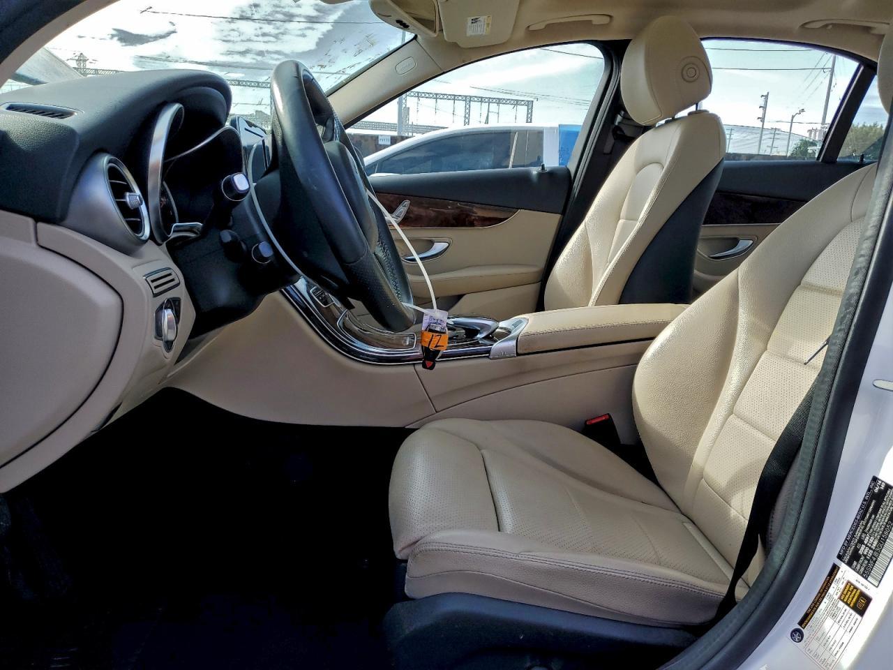 2016 MERCEDES-BENZ C-CLASS