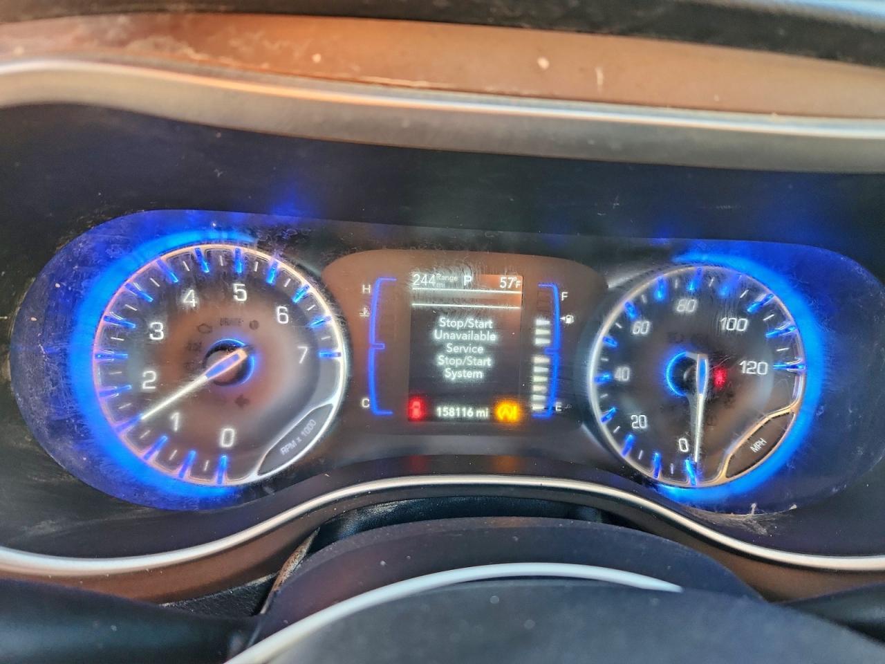 2020 CHRYSLER Voyager