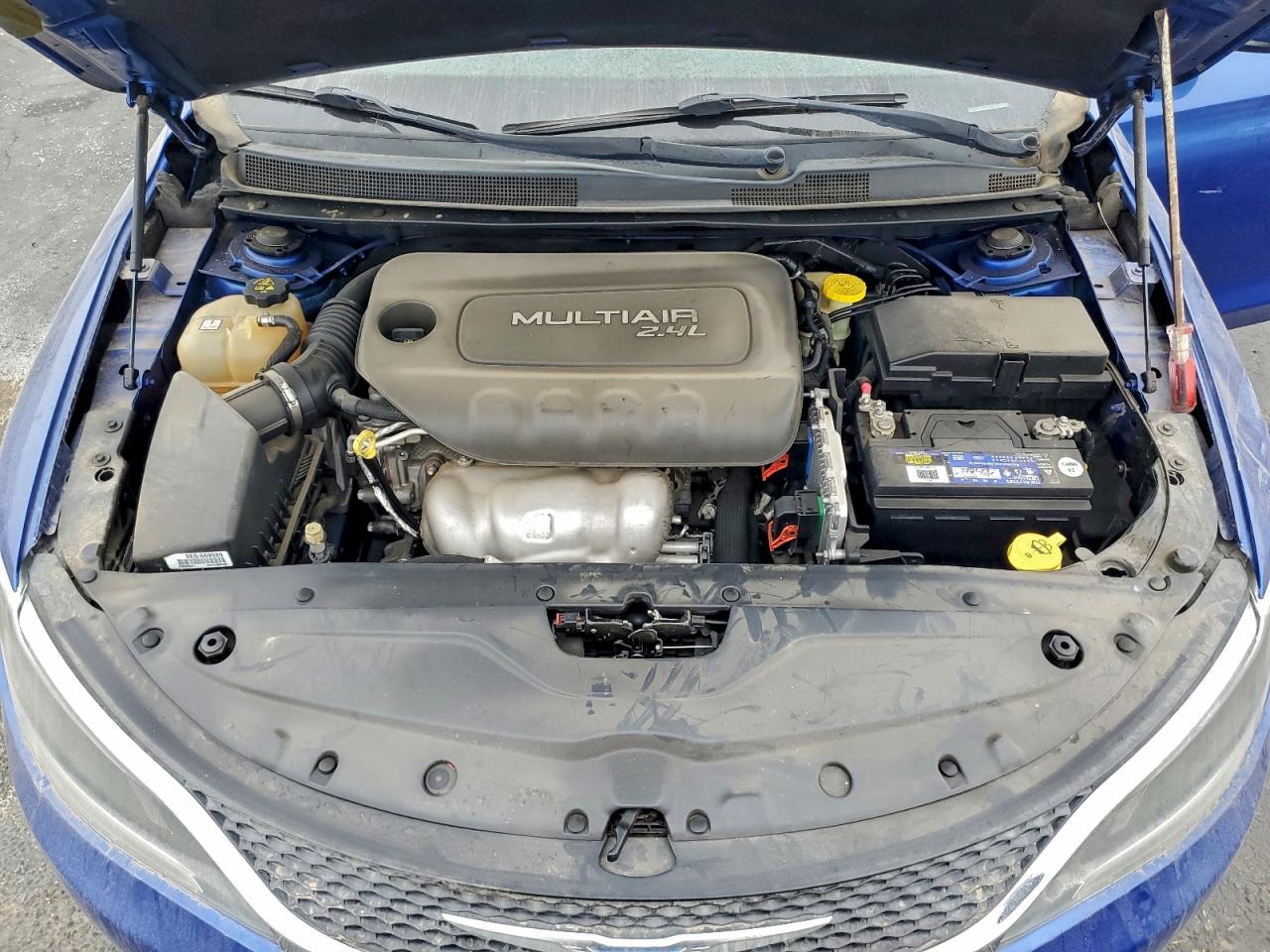 2015 CHRYSLER 200