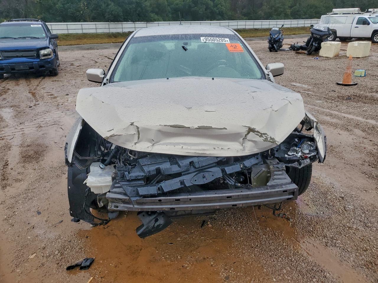 2010 FORD FUSION