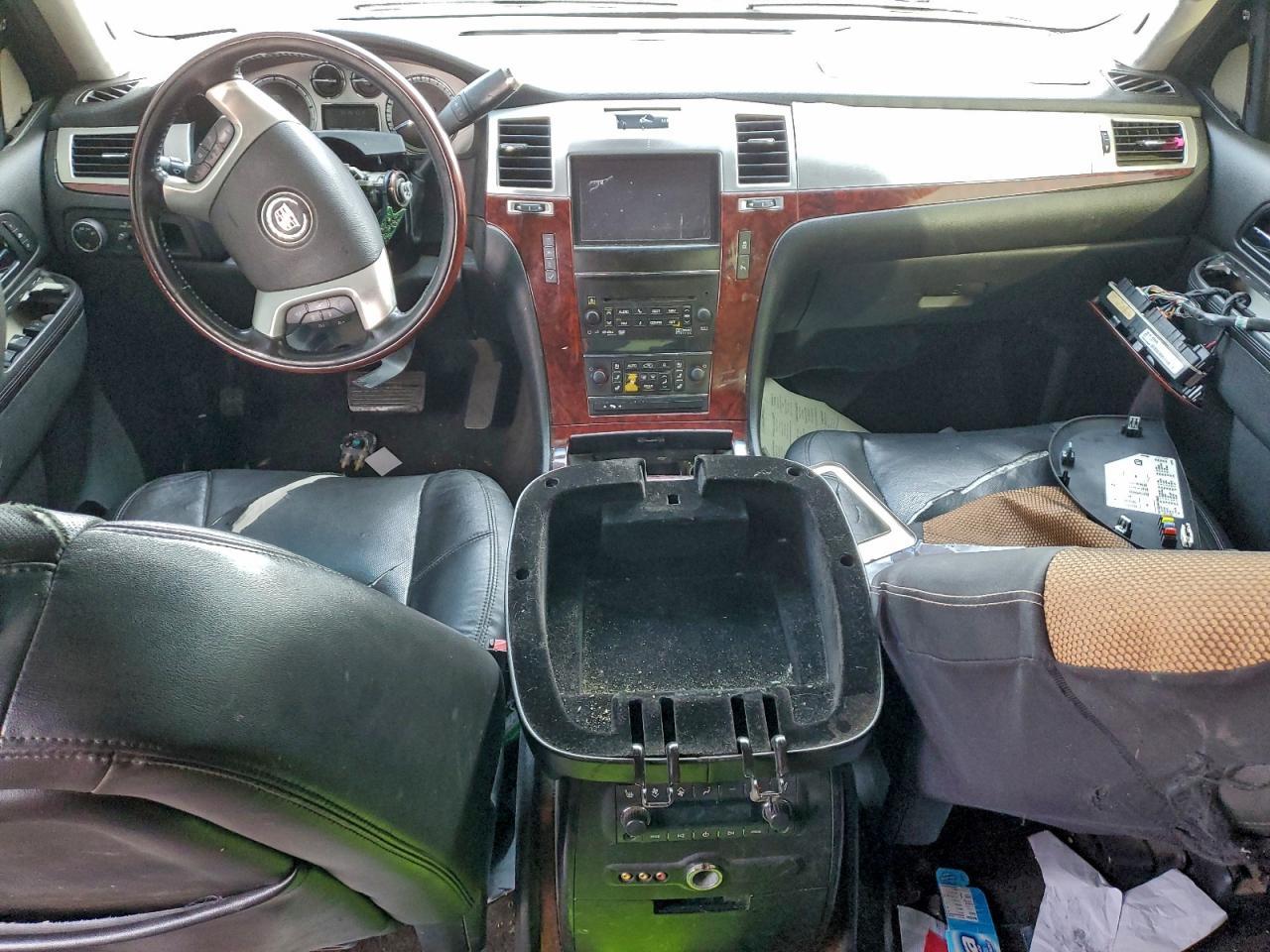 2013 CADILLAC ESCALADE