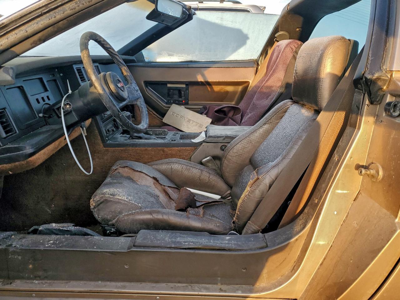 1984 CHEVROLET CORVETTE