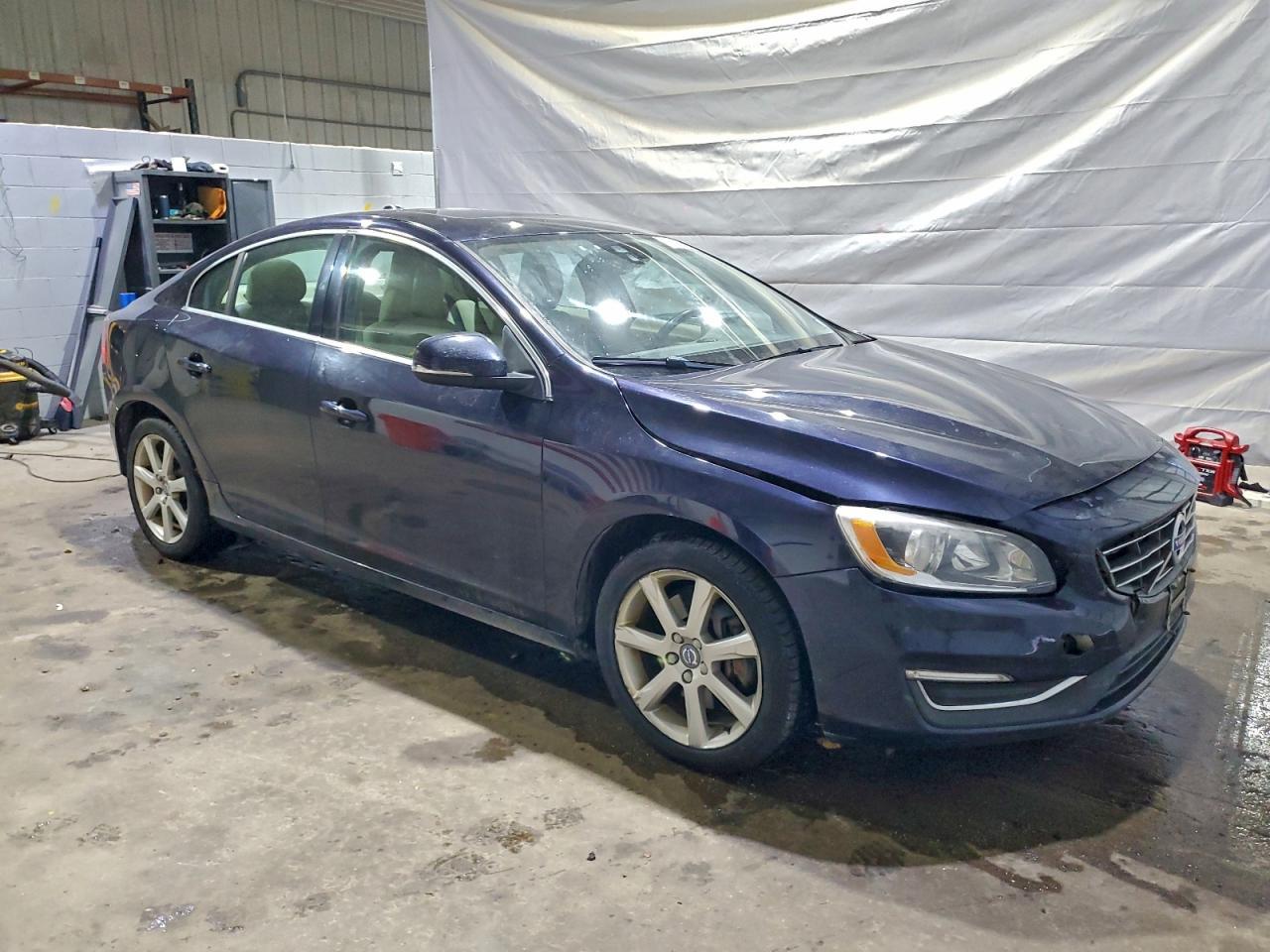 2016 VOLVO S60