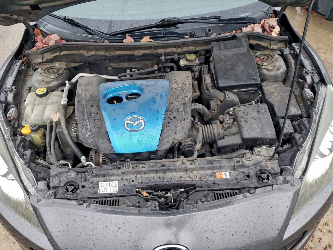 2013 MAZDA 3