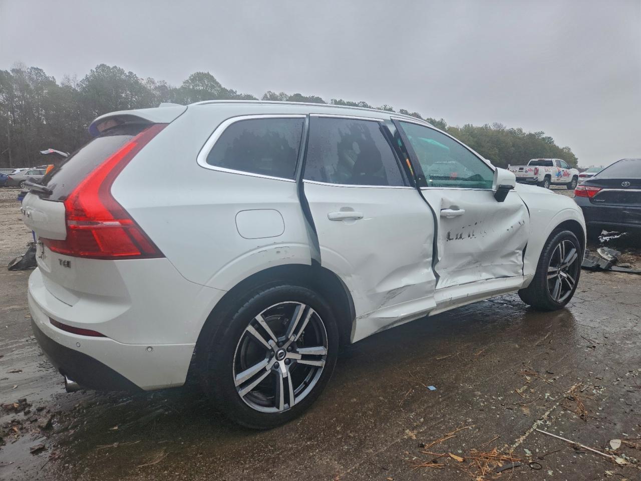 2018 VOLVO XC60