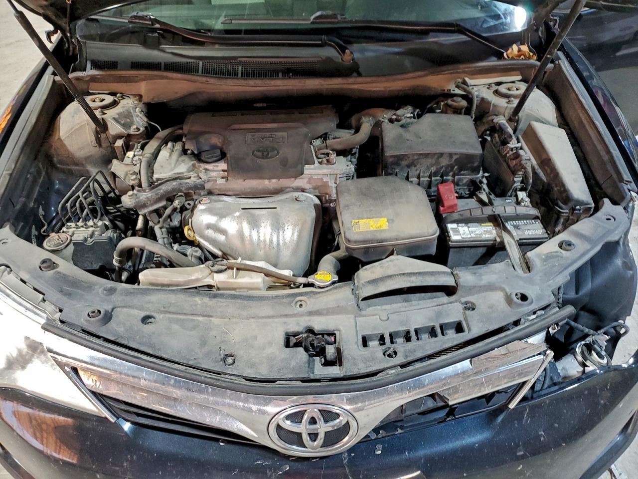 2014 TOYOTA CAMRY