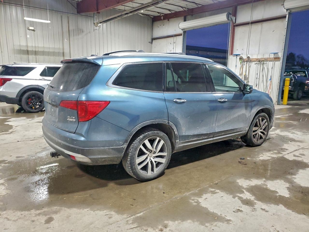 2016 HONDA PILOT