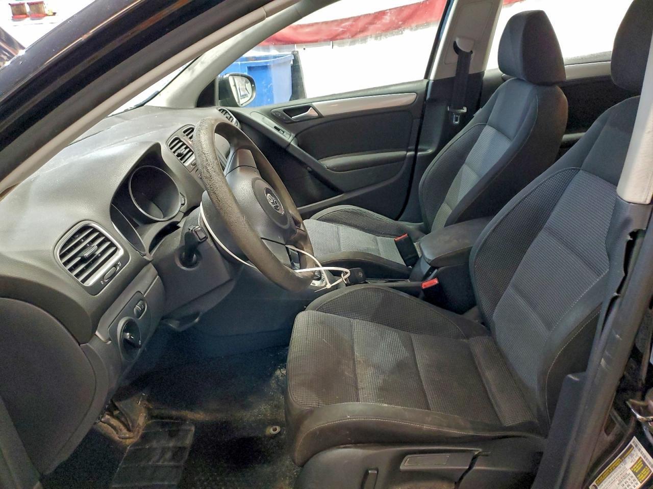 2012 VOLKSWAGEN GOLF