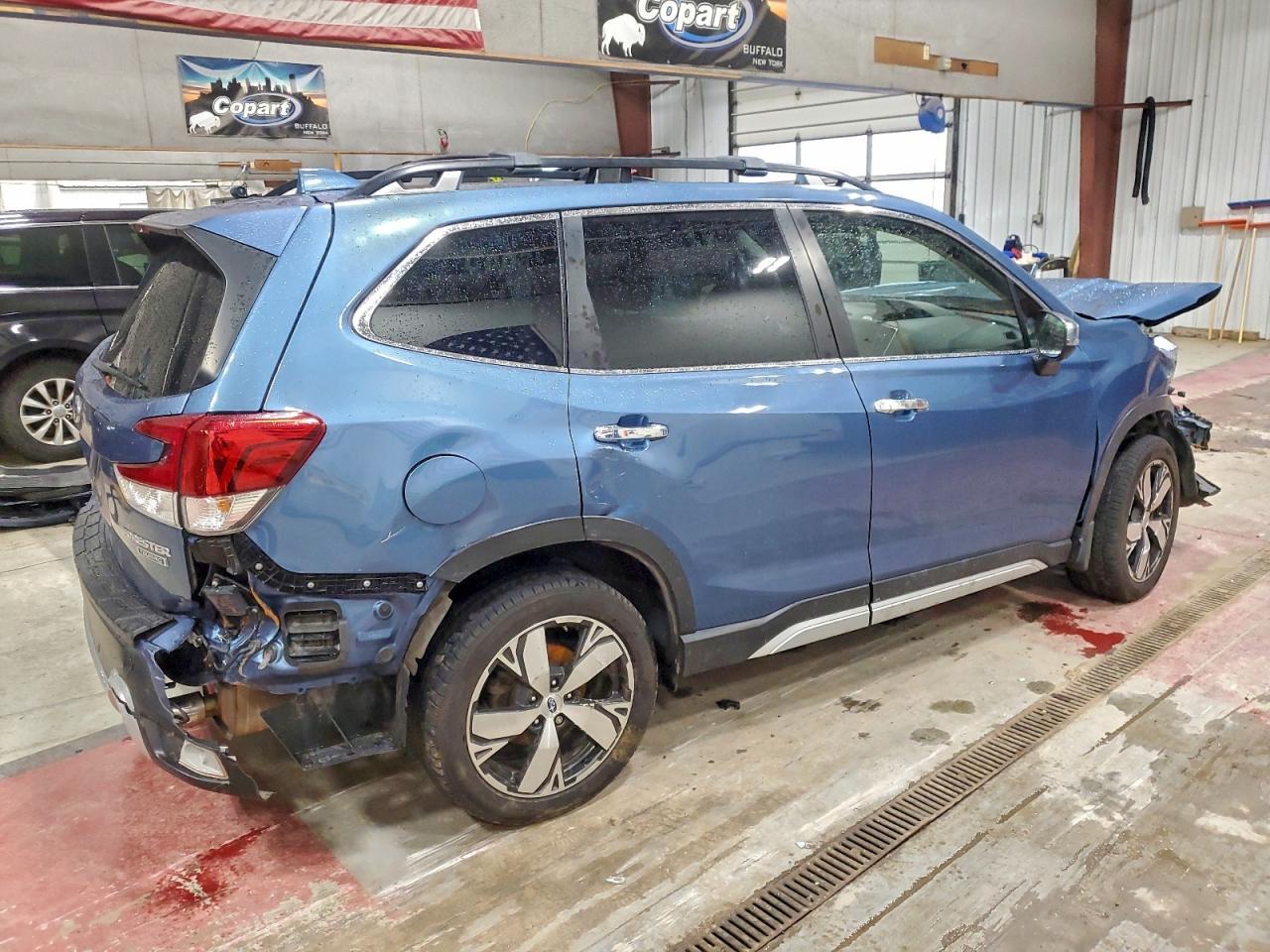 2019 SUBARU FORESTER