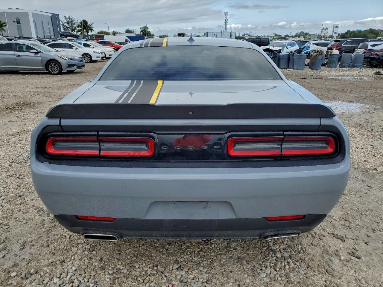 2022 DODGE Challenger