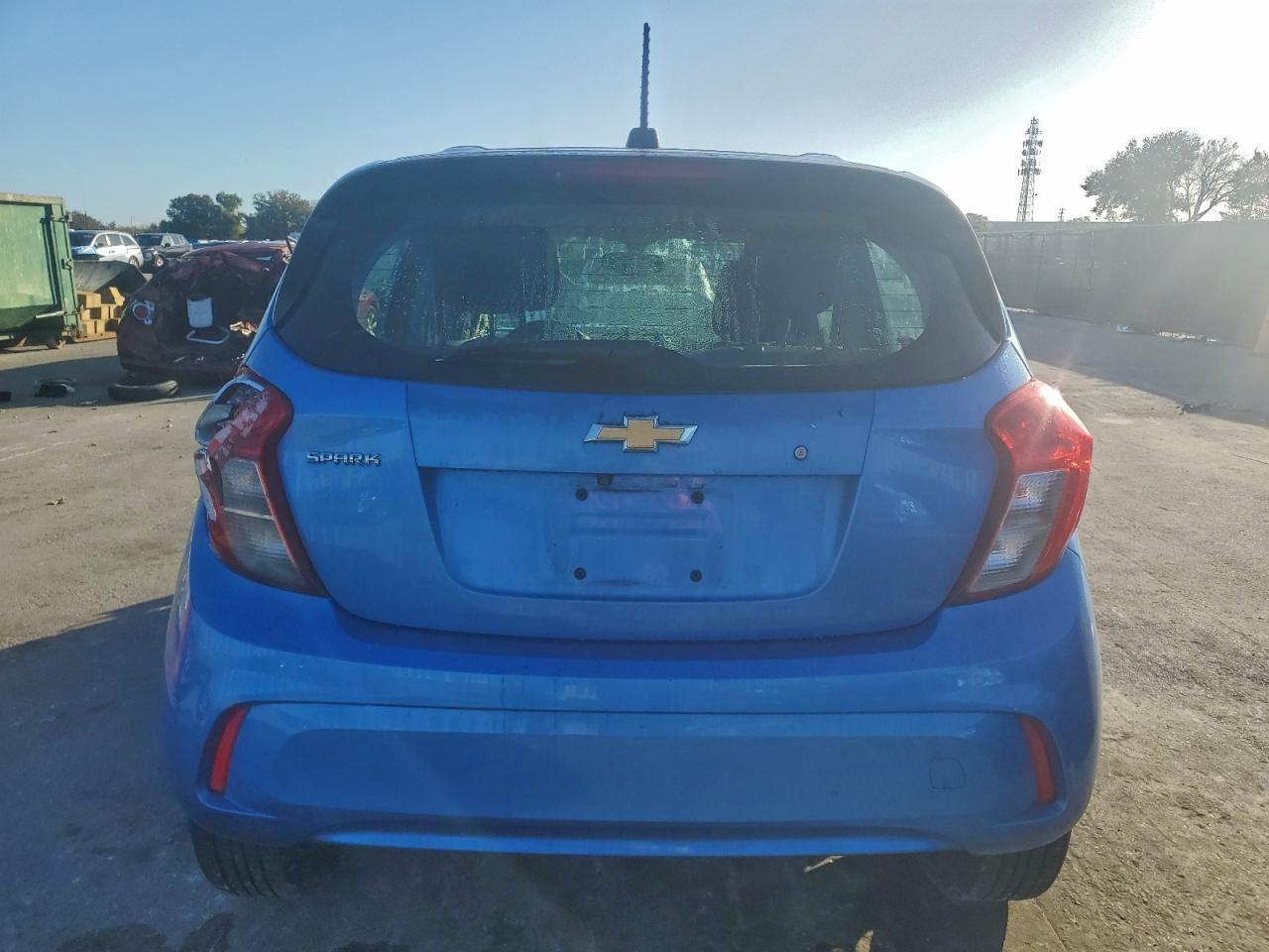 2017 CHEVROLET Spark