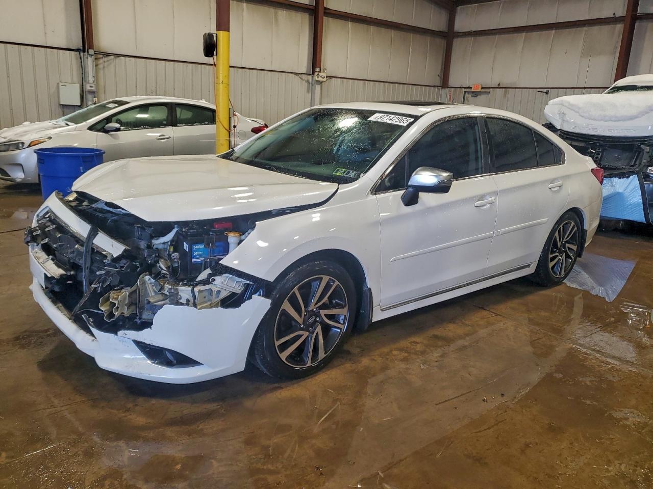 2017 SUBARU Legacy