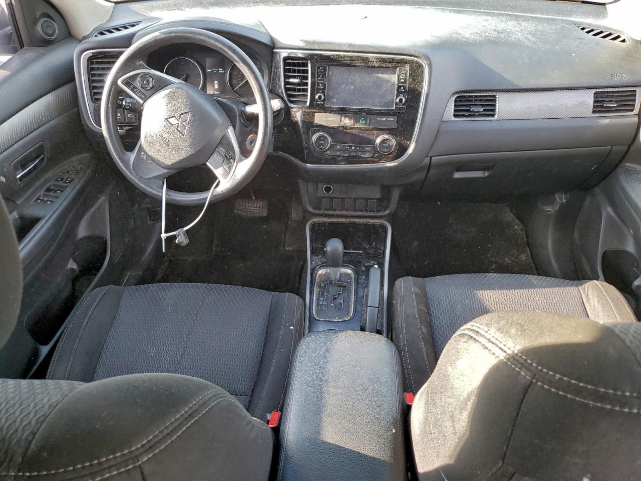 2018 MITSUBISHI outlander