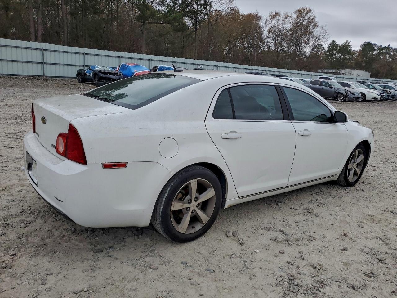 2011 CHEVROLET MALIBU