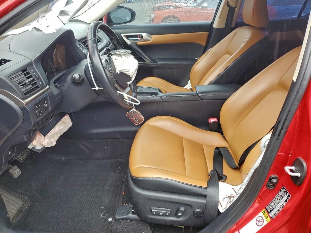 2015 LEXUS CT 200