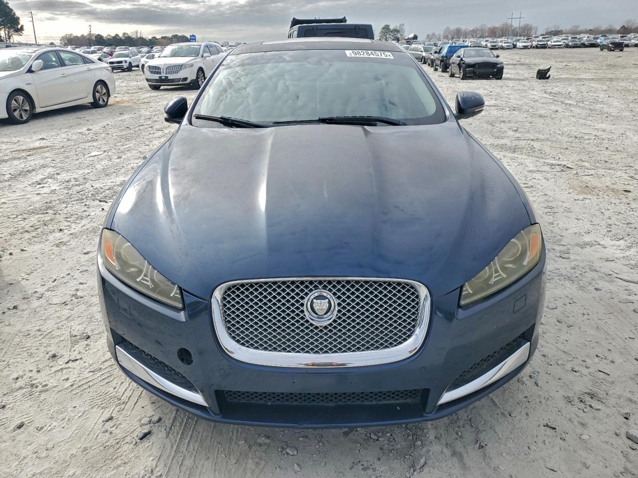 2013 JAGUAR XF