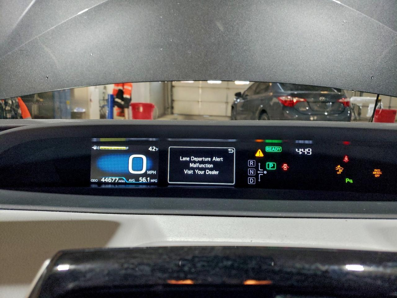 2019 TOYOTA PRIUS