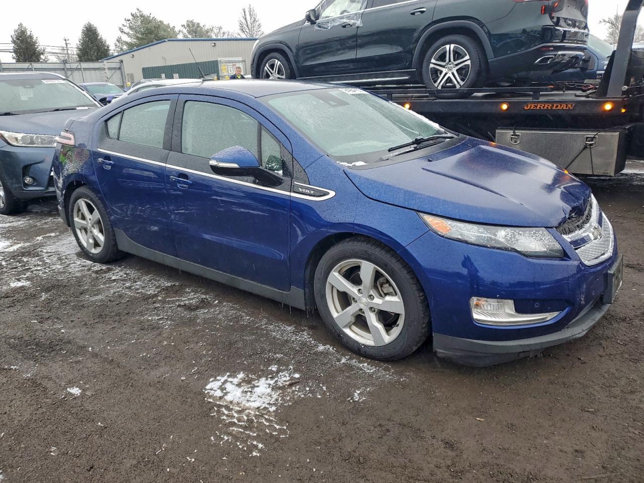 2013 CHEVROLET VOLT