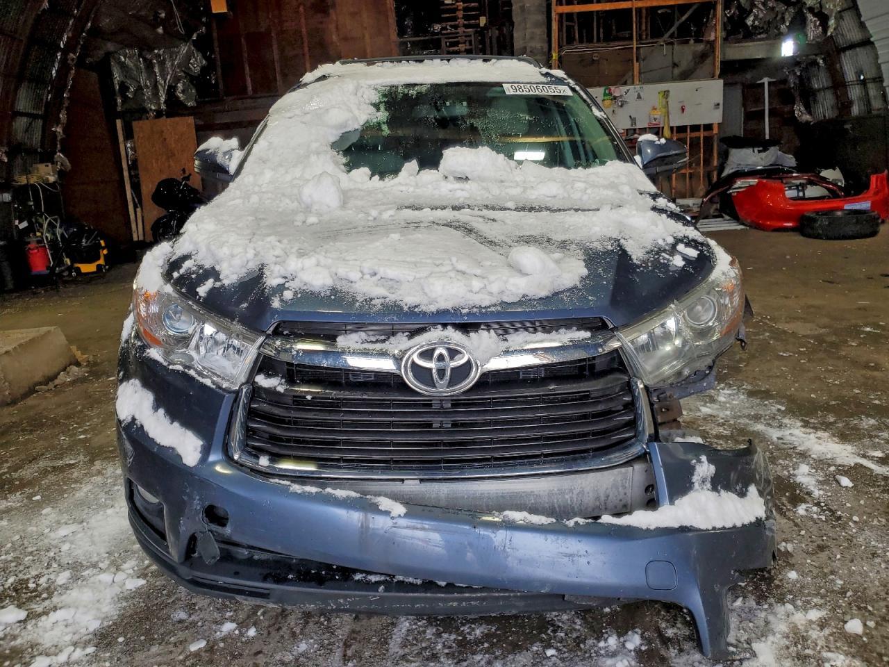 2015 TOYOTA HIGHLANDER