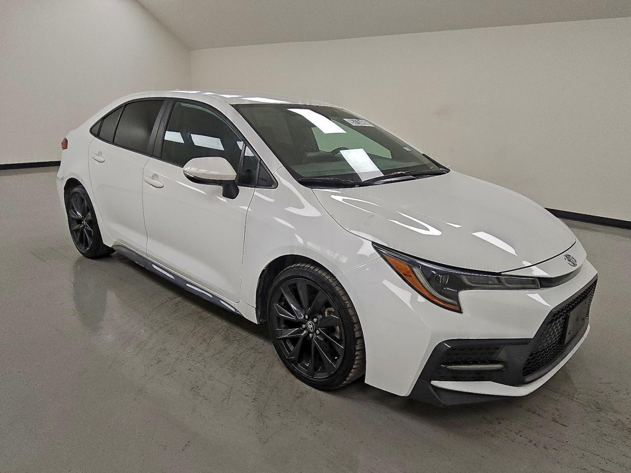 2022 TOYOTA COROLLA